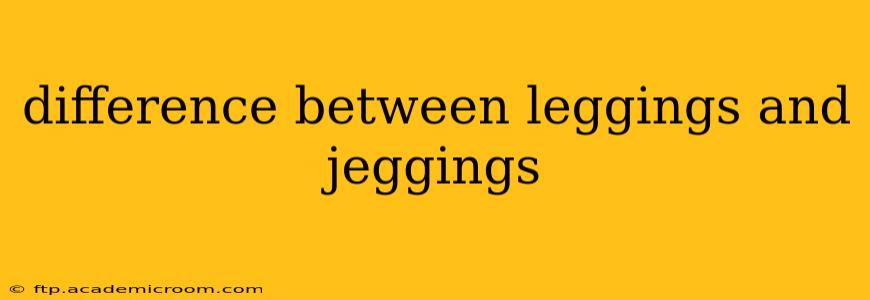 difference between leggings and jeggings